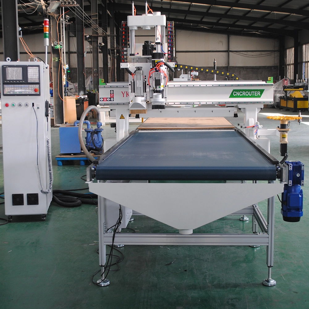 Automatic Loading and Unloading ATC CNC Router | Furniture Manufacturing 5 Automatic Loading and Unloading ATC CNC Router | Furniture Manufacturing