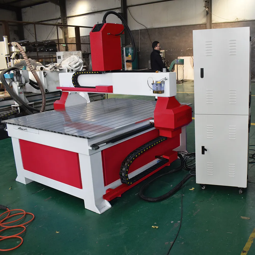 YH1325 4-Axis CNC Router with Concealed Pull-Out Rotary Axis 7 YH1325 4-Axis CNC Router (with concealed pull-out rotary axis): Comprehensive view