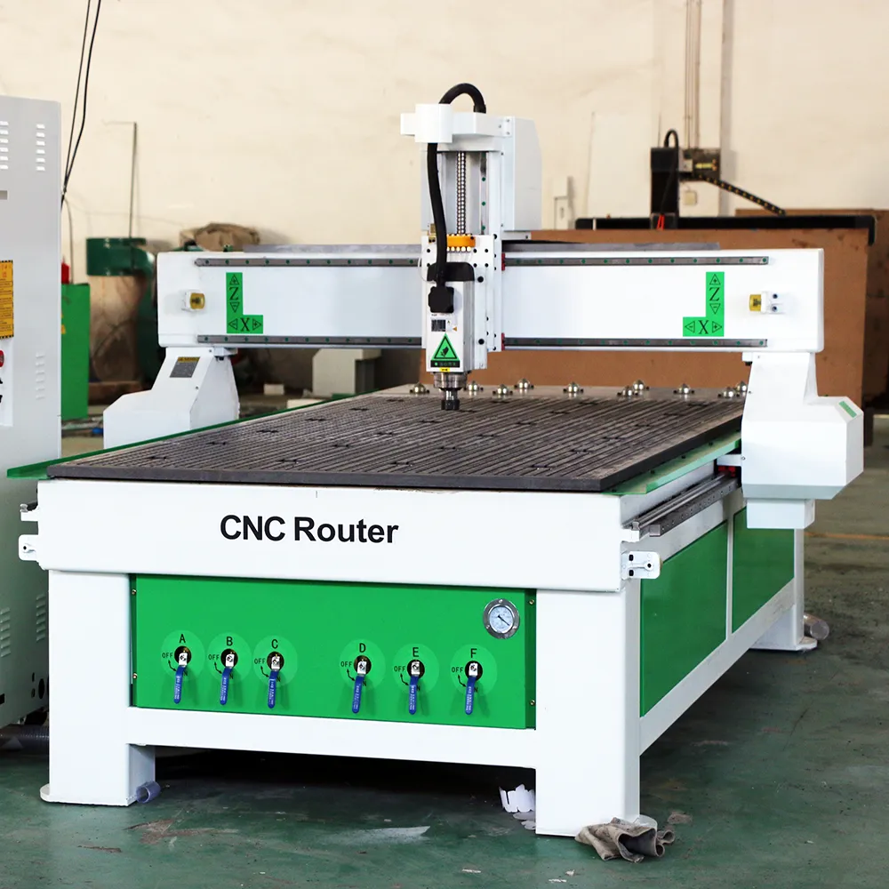 Affordable 4x8 CNC Router with Auto Vacuum Table for Woodworking 5 Front view of the YH1325 woodworking CNC router with vacuum table